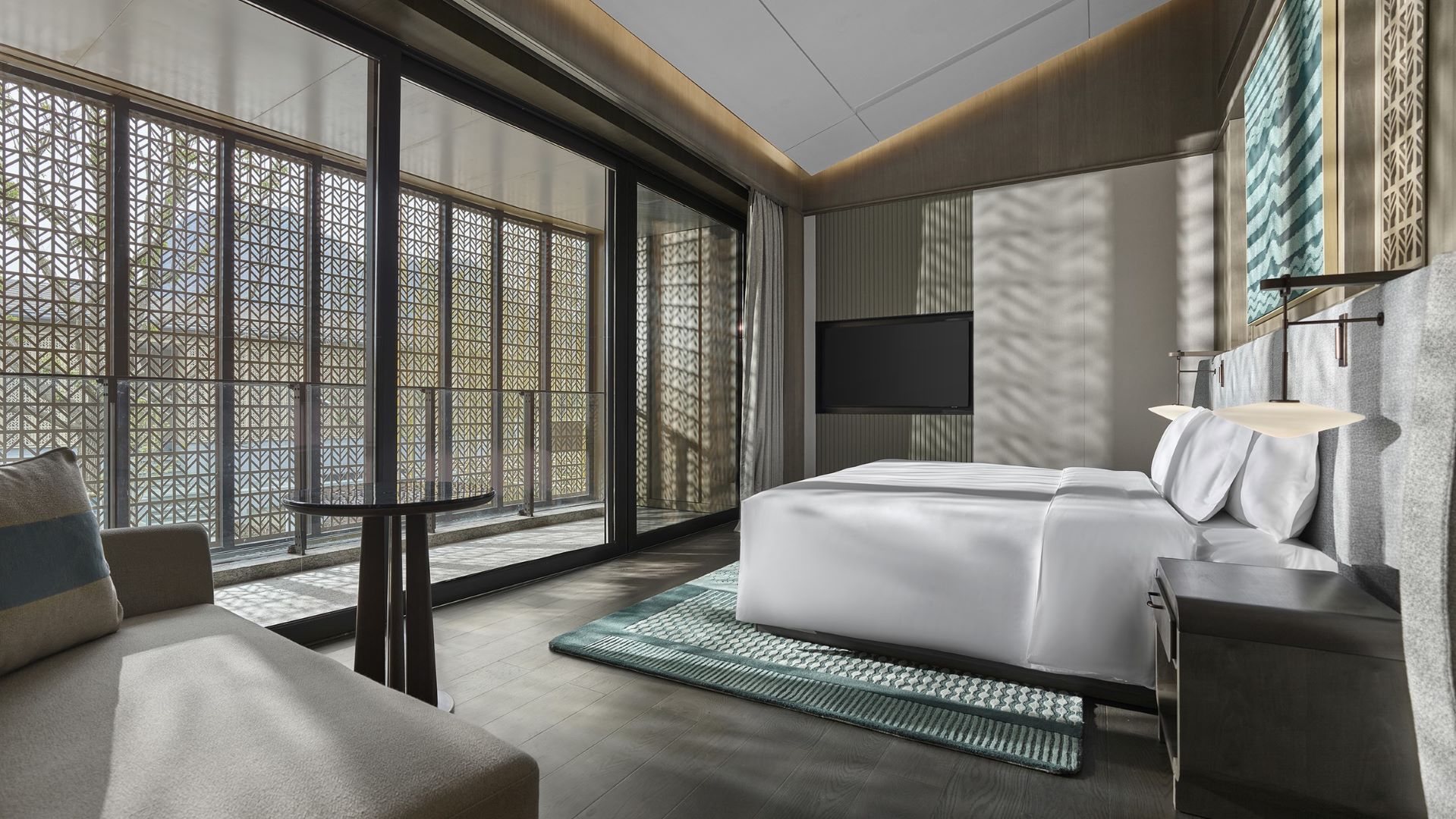 BTCNSS 狮山别院卧室朝外Mountain View Suite